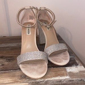 STEVE MADDEN Chunky Heel with Sparkle!